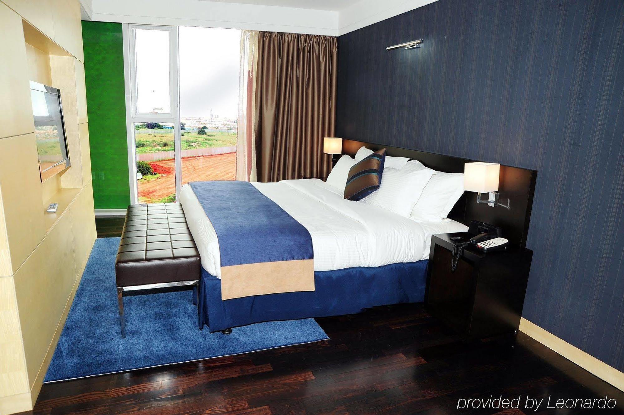 De Convencoes De Talatona Otel Luanda Oda fotoğraf