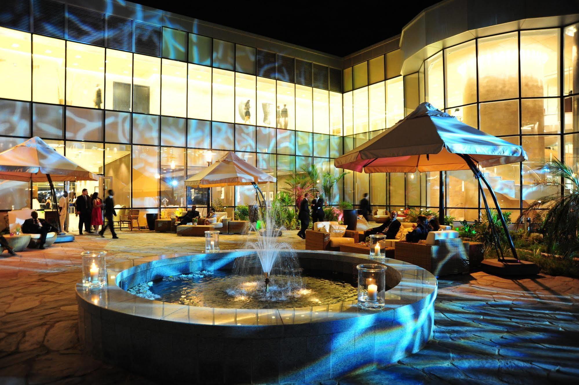 De Convencoes De Talatona Otel Luanda Dış mekan fotoğraf