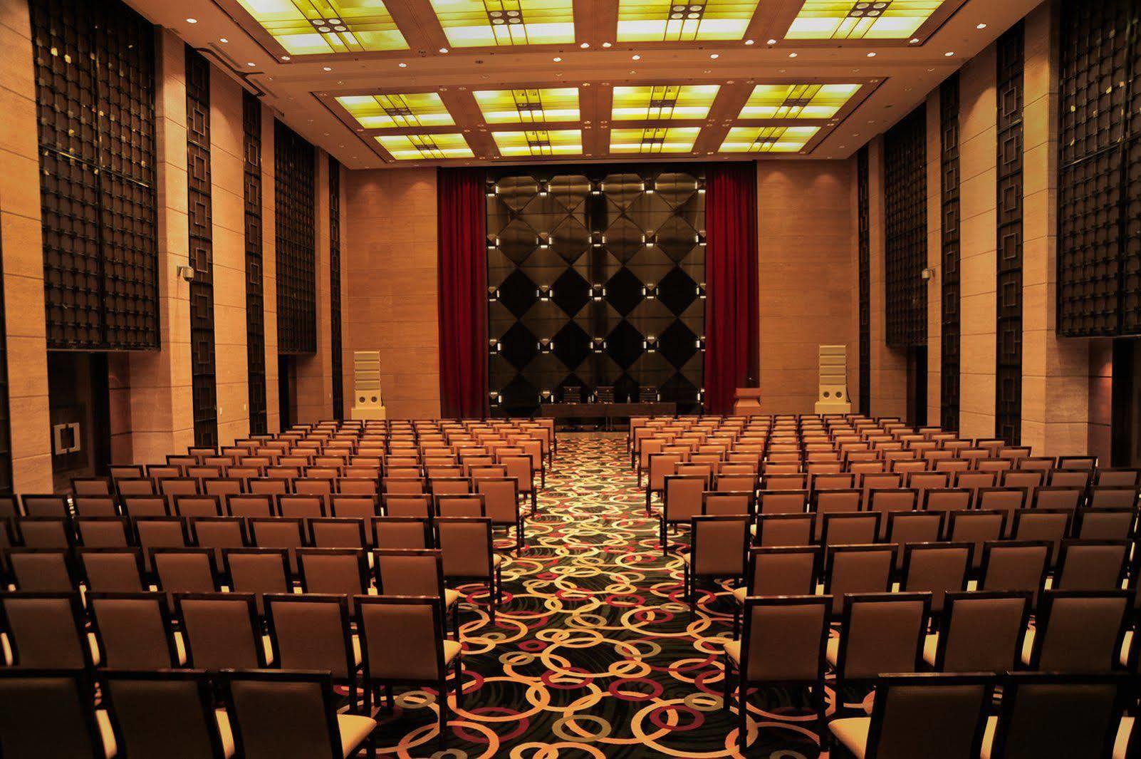 De Convencoes De Talatona Otel Luanda Konforlar fotoğraf