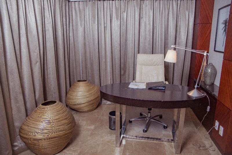 De Convencoes De Talatona Otel Luanda Dış mekan fotoğraf
